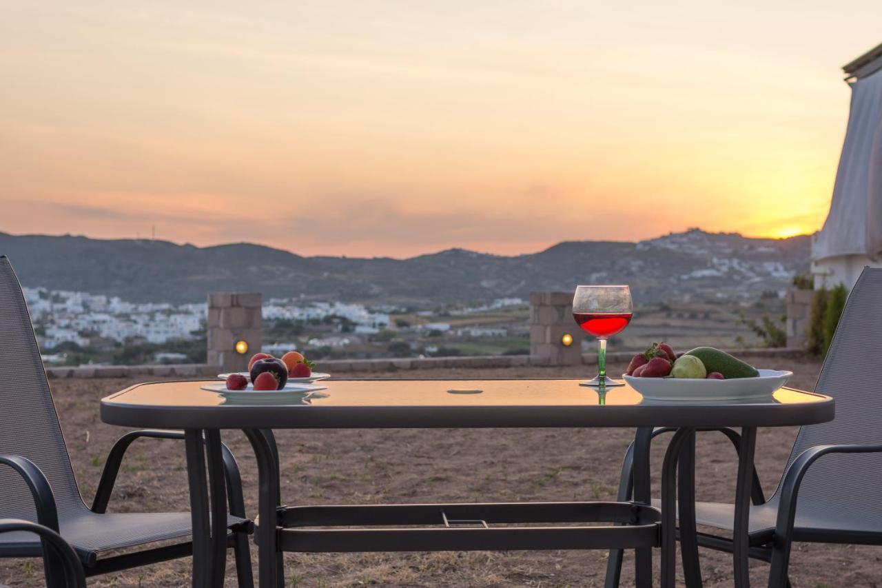 Sea, Sunset & Garden View Parasporos Houses, Milos Apartment *
