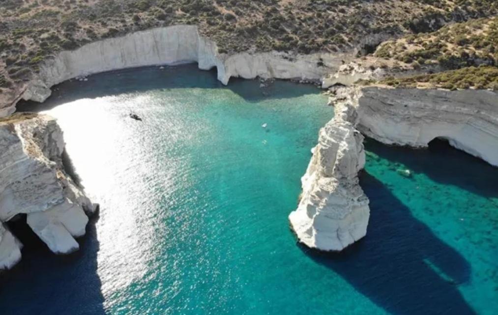 Sea, Sunset & Garden View Parasporos Houses, Milos